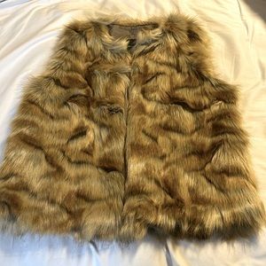 Fur vest